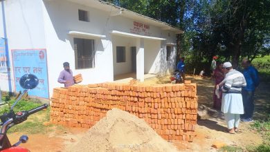 Photo of पूरे बेदुवा ग्रामप्रधान के ऊपर विकास कार्यों में अनियमितता आरोप